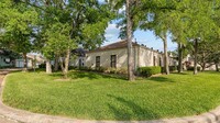 Building Photo - 9628 Longmont Dr
