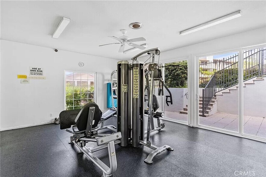 Building Photo - 300 Cagney Ln