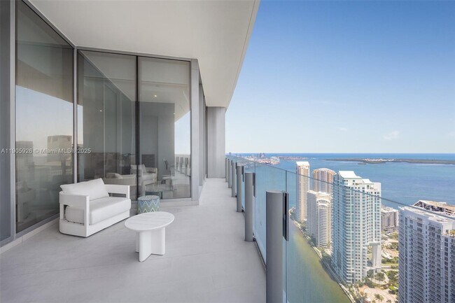 Building Photo - 300 Biscayne Blvd Way