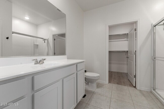 Building Photo - 8133 S 64th Ln