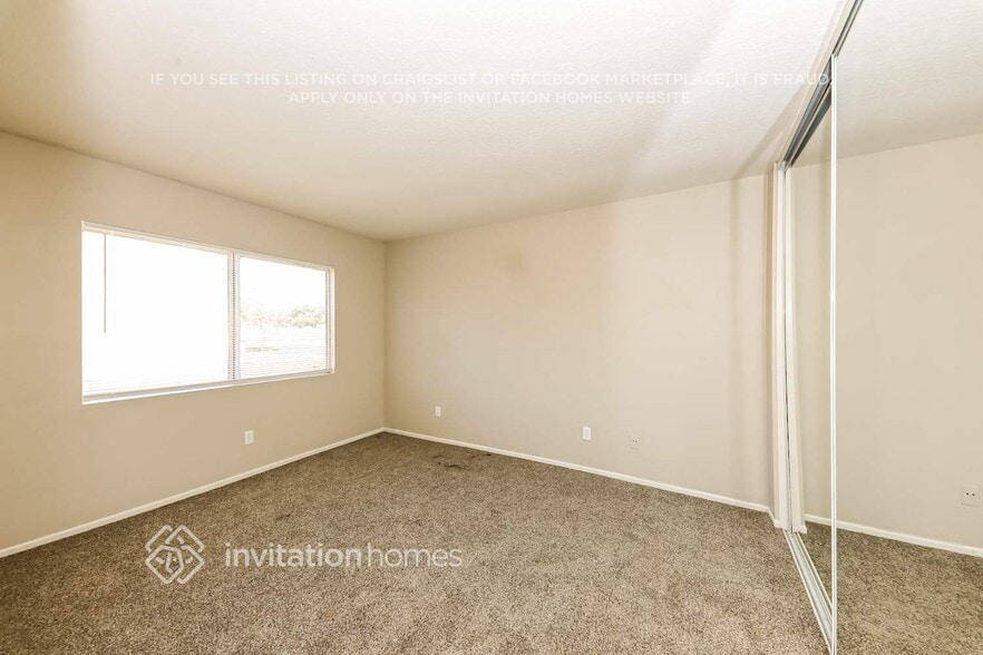 Building Photo - 8029 Linares Ave