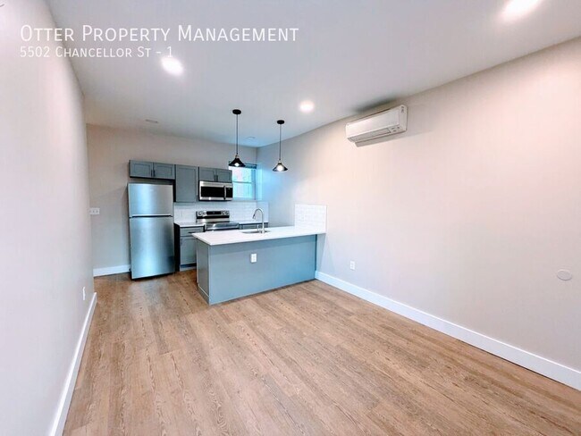 Building Photo - 5502 Chancellor St