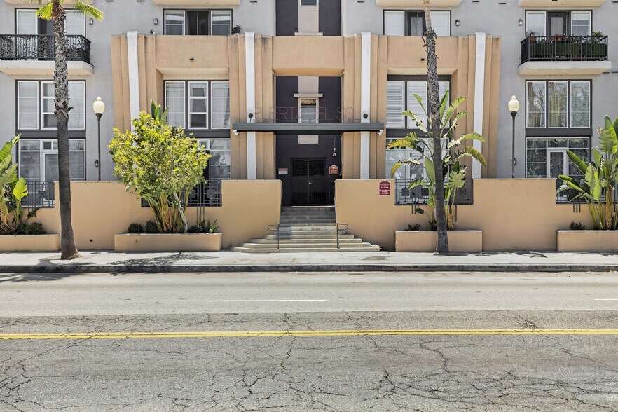 Building Photo - 360 W Ave 26 Ave