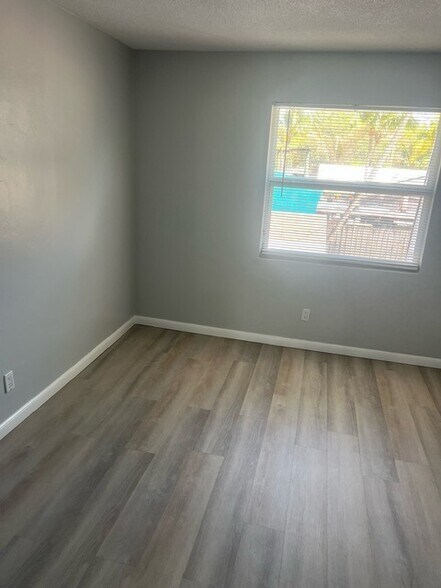 Building Photo - 1115 SW 2nd Ct