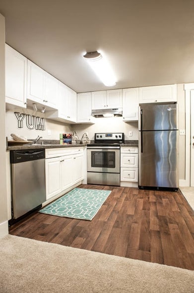 Interior Photo - LC Park Place Apartments