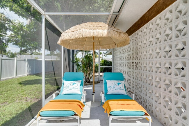 Building Photo - 2945 Upper Tangelo Dr