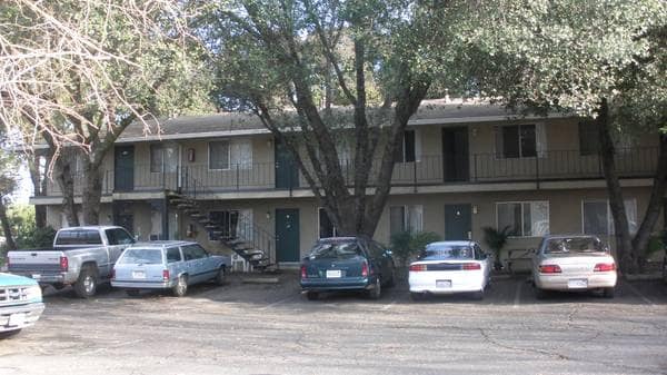 Primary Photo - Sheridan Manor