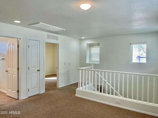 Building Photo - 3871 E Jasper Dr