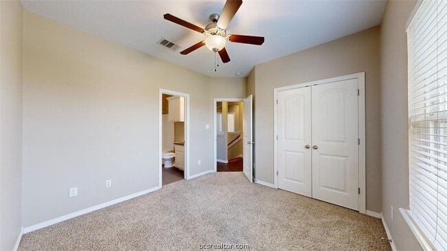 Building Photo - 2706 Horse Haven Ln