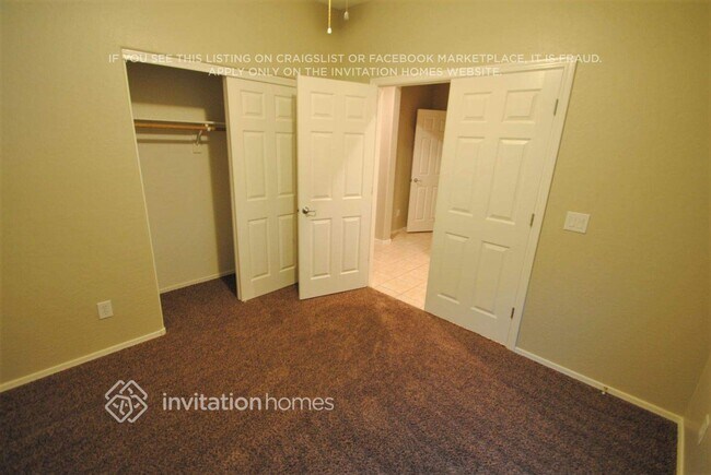 Building Photo - 4732 E Olney Ave