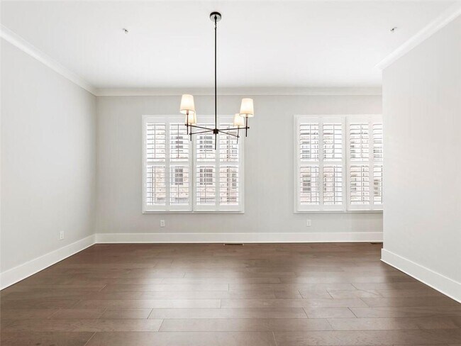 Building Photo - 355 Chiswick Cir