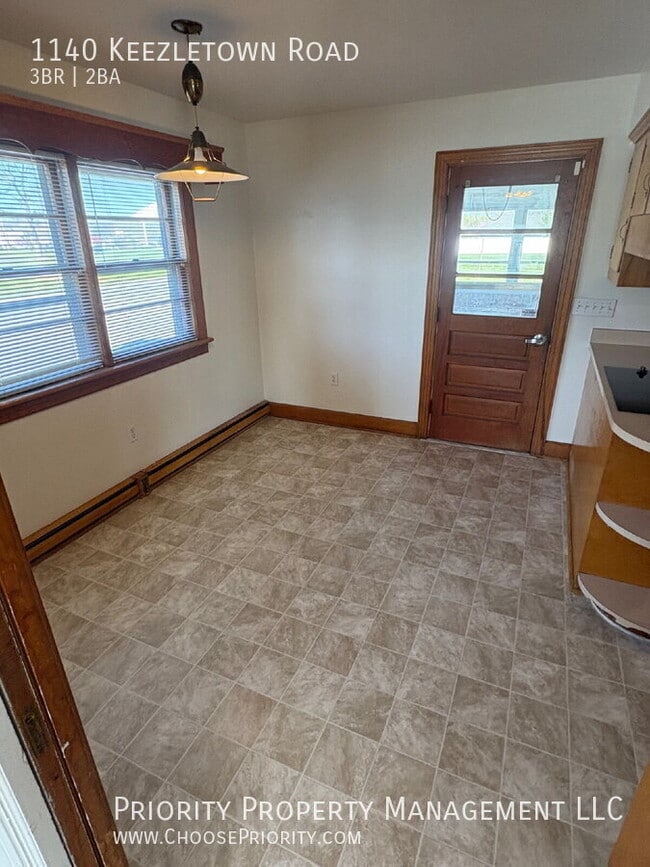 Building Photo - 1140 Keezletown Rd