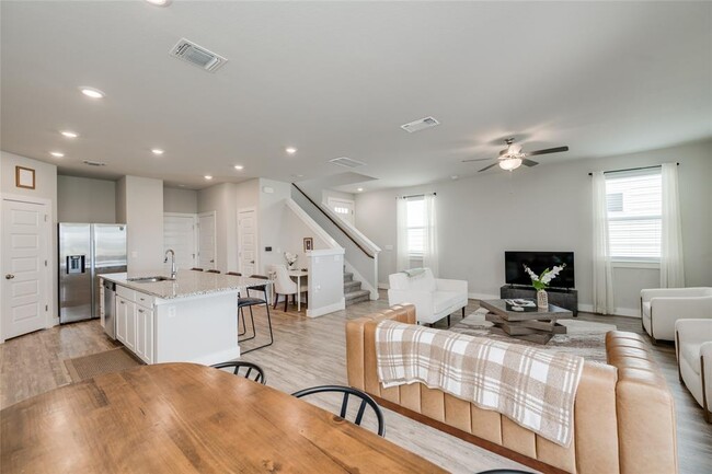 Building Photo - 7310 Harmony Shoals Bnd