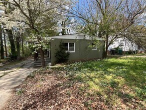 Building Photo - 509 Ashburn St