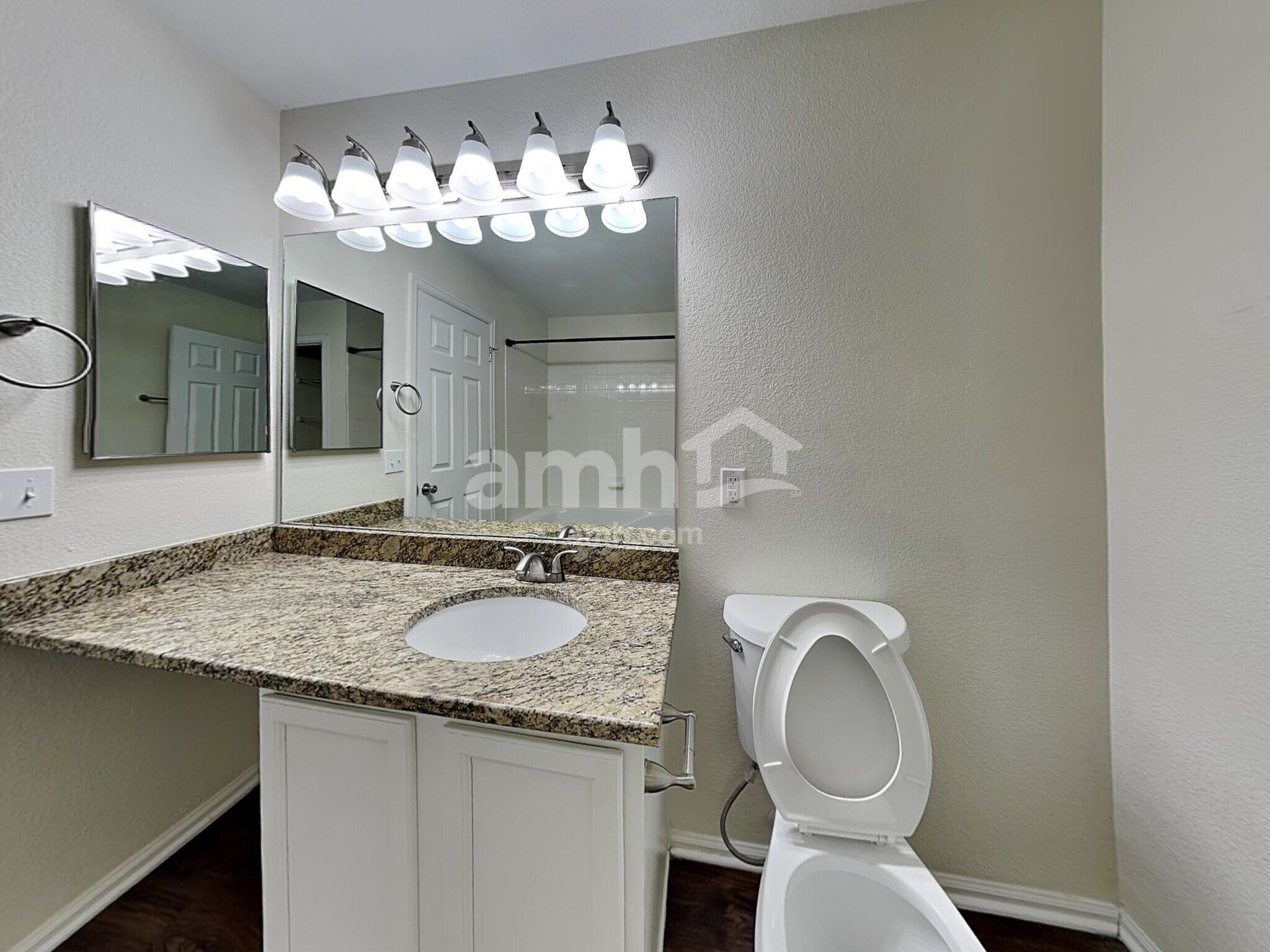 Building Photo - 20 Shenandoah Way