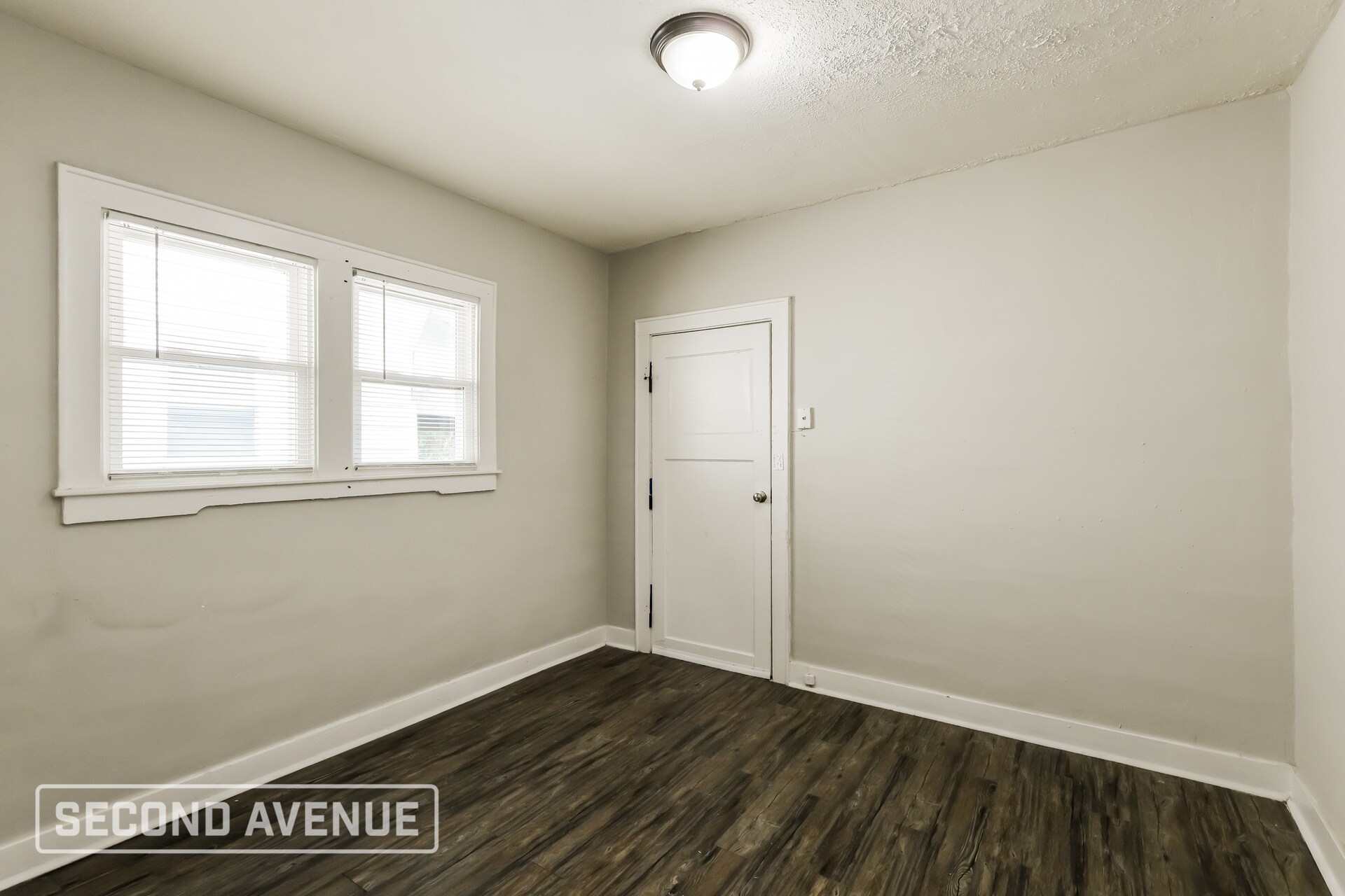 Building Photo - 459 S 41st St