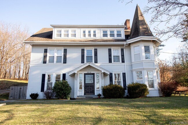 Primary Photo - 3212 Franklin Ave