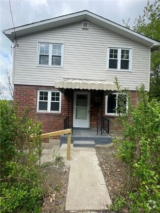 Building Photo - 104 Union St