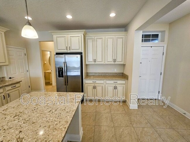 Building Photo - 11541 Crowned Sparrow Ln