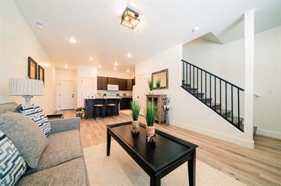 Building Photo - 254 Spring Creek Pky