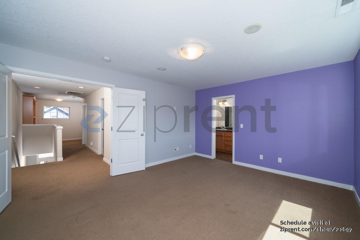 Building Photo - 4858 SE Vintage Pl