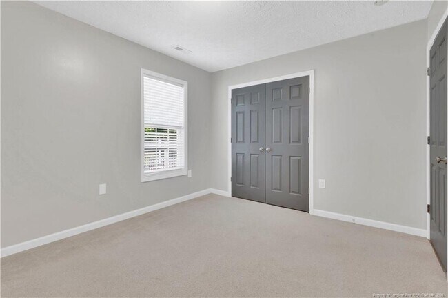 Building Photo - 278 Oakmont Dr