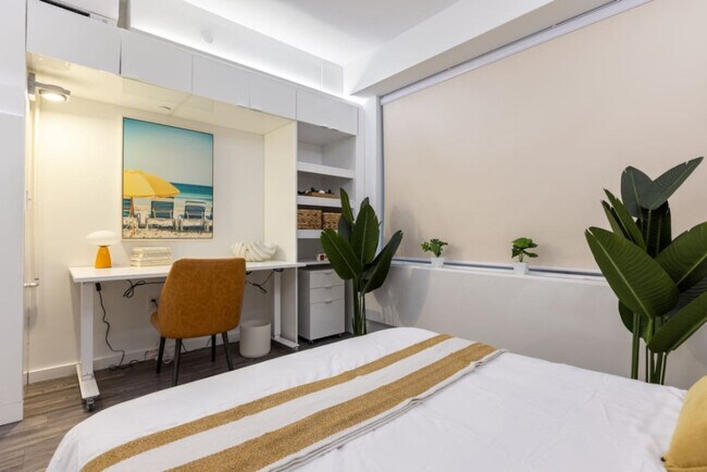 Building Photo - 12607 Larchmere Blvd