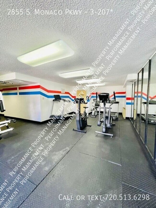 Building Photo - Plaza De Monaco Condo