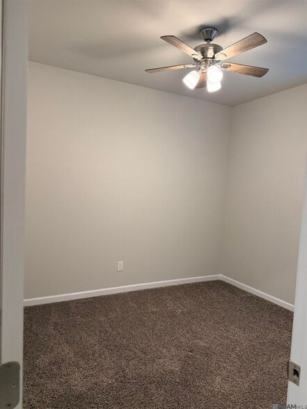 Building Photo - 6407 Tiger Pointe Dr.