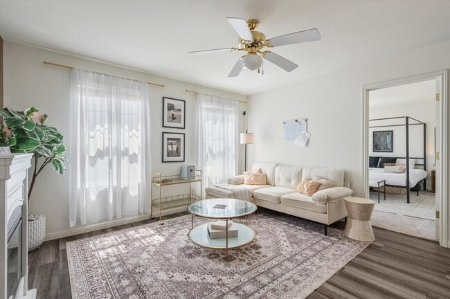 Building Photo - 232 Waterbuck Lp