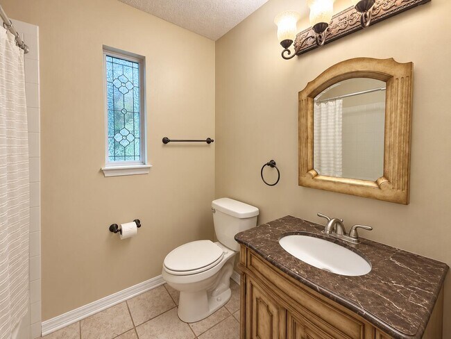 Building Photo - 3022 Blue Pine Ln
