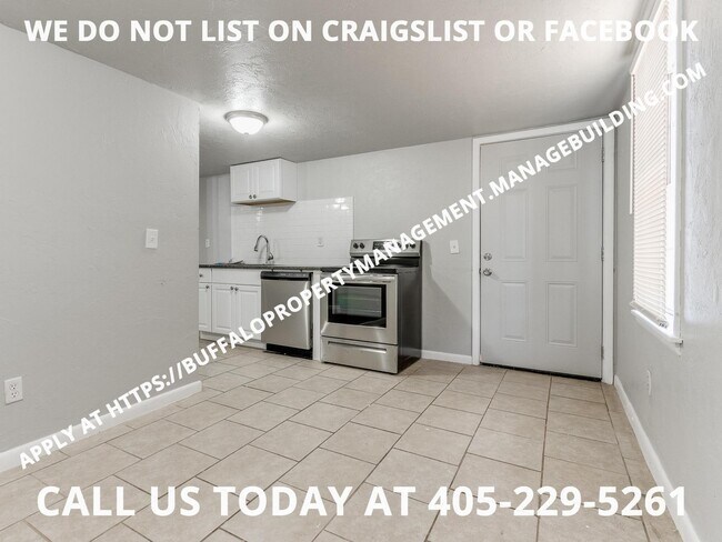Building Photo - 2544 Cashion Pl