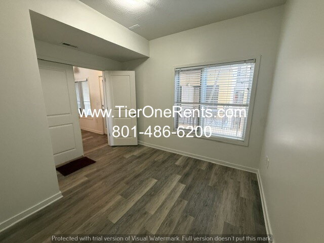 Building Photo - NO DEPOSIT option available for qualified renters