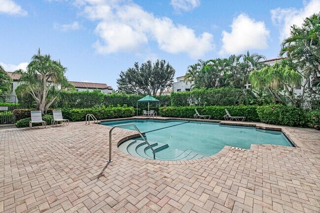 Building Photo - 6670 Villa Sonrisa Dr