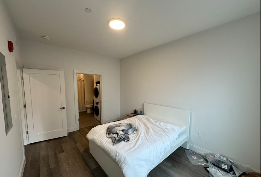 Building Photo - 959 Dorchester Ave