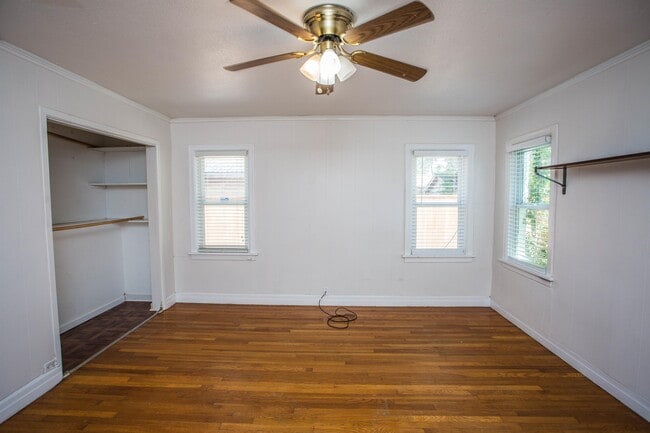 Building Photo - 2431 20th St