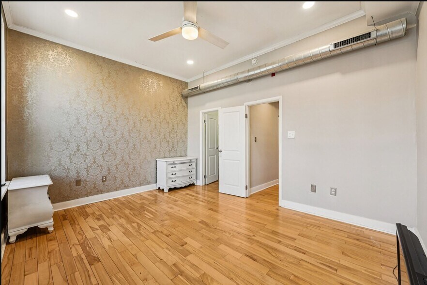 Building Photo - 1516 South St