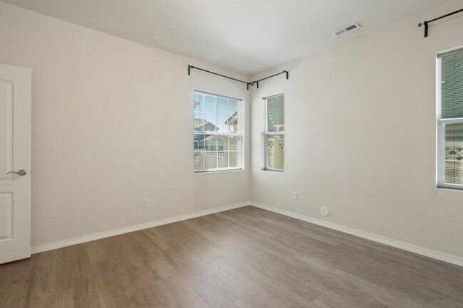 Building Photo - 5336 Wild Sage Grove