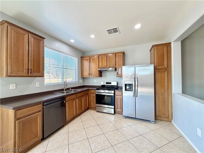 Building Photo - 8672 Big Sagebrush Ave