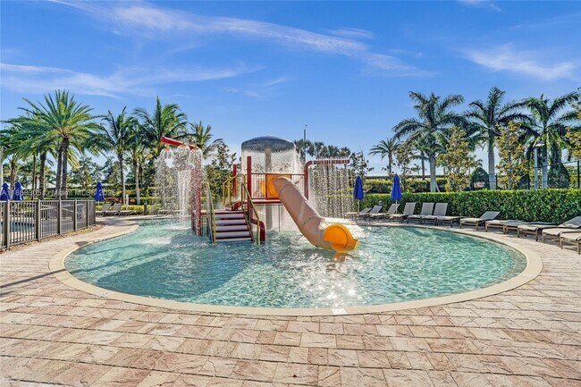 Building Photo - 10590 Mira Vista Dr