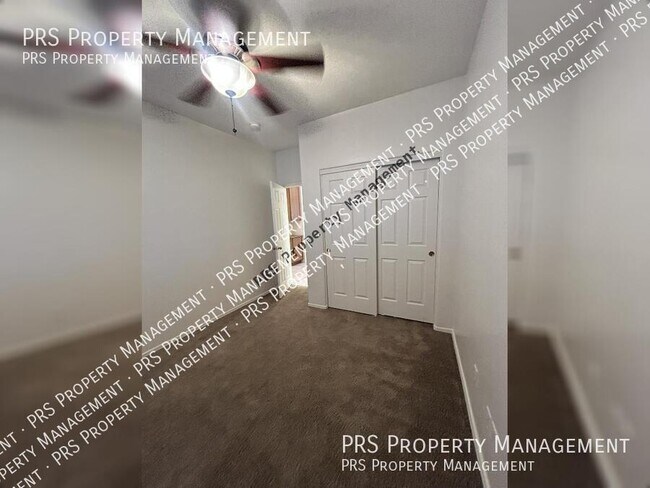 Building Photo - 2778 E Devon Ct
