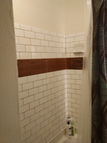 Building Photo - 5518 Stanton Ave