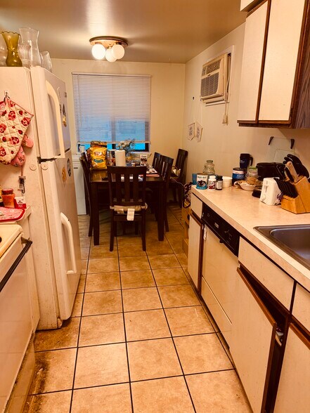 Kitchen - 39 Lemon Tree Ct