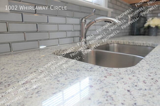 Building Photo - 1002 Whirlaway Cir