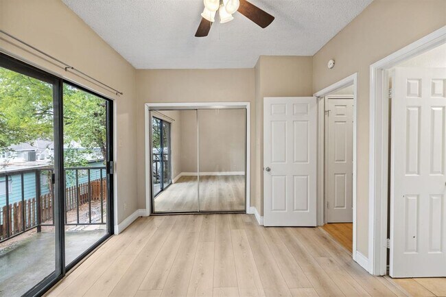 Building Photo - 2706 Salado St