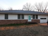 Building Photo - 1101 E 4th Ave