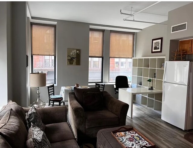 Primary Photo - 79 Washington St