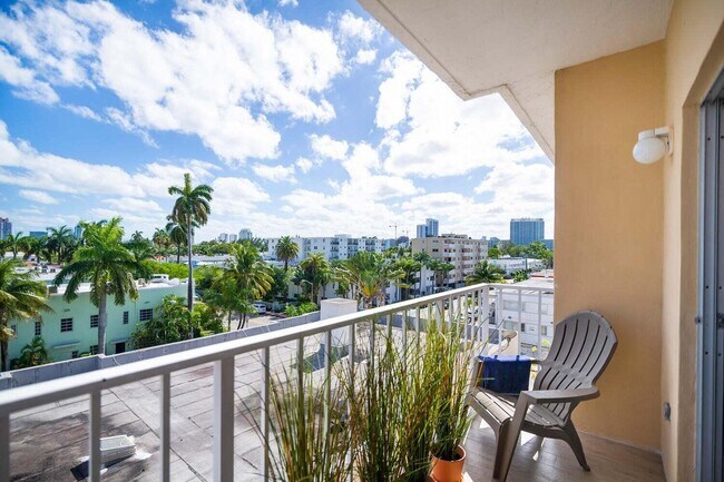 Building Photo - 1605 Pennsylvania Ave