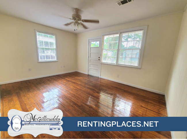 Building Photo - 1209 Holden St