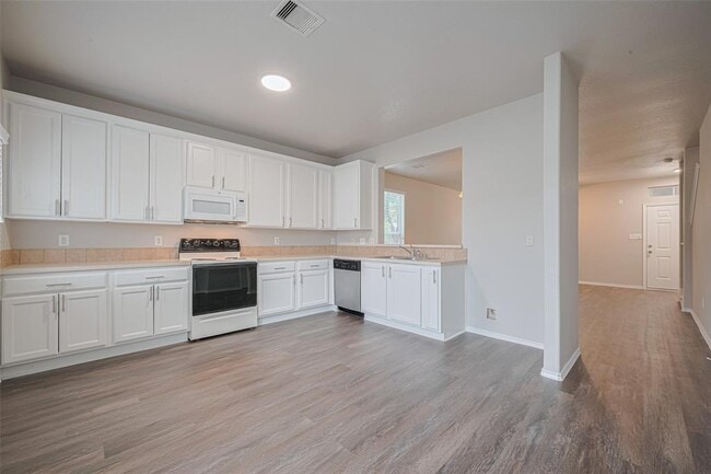 Building Photo - 16739 Libson Falls Dr